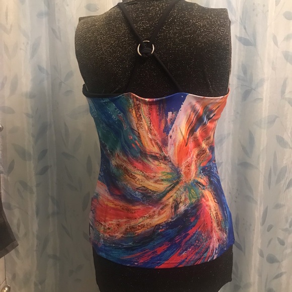 Jazzercise Athletic Top with built-in shelf bra - Picture 4 of 11